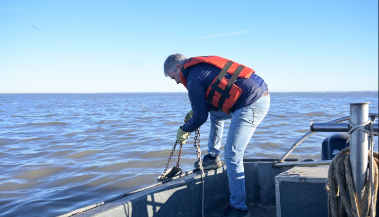 El Puerto de Bahía Blanca realiza monitoreo de agua y sedimentos como parte de su gestión ambiental