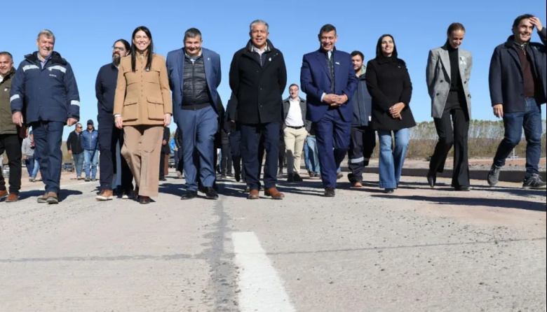Se inauguró el primer tramo del bypass de Añelo para desviar el tránsito pesado de Vaca Muerta