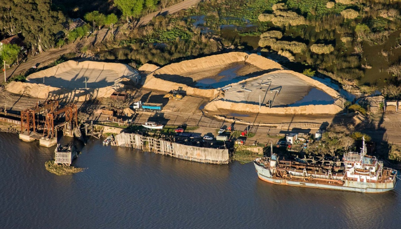 Puerto Ibicuy apunta a convertirse en la principal plataforma logística de insumos para Vaca Muerta