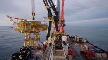 Offshore en Tierra del Fuego: instalaron la plataforma de 4.800 toneladas