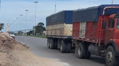 Deterioro de calles en Puerto Quequén:  "No vemos que el camino sea poner una nueva tasa"