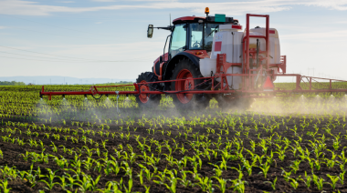 El mercado de fertilizantes en Argentina inicia 2025 con precios en alza y baja demanda