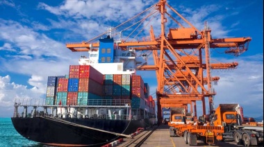 Superávit comercial con signo de alerta: suben las importaciones un 35%