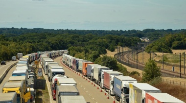 El Gobierno lanza la privatización de rutas clave hacia los puertos argentinos