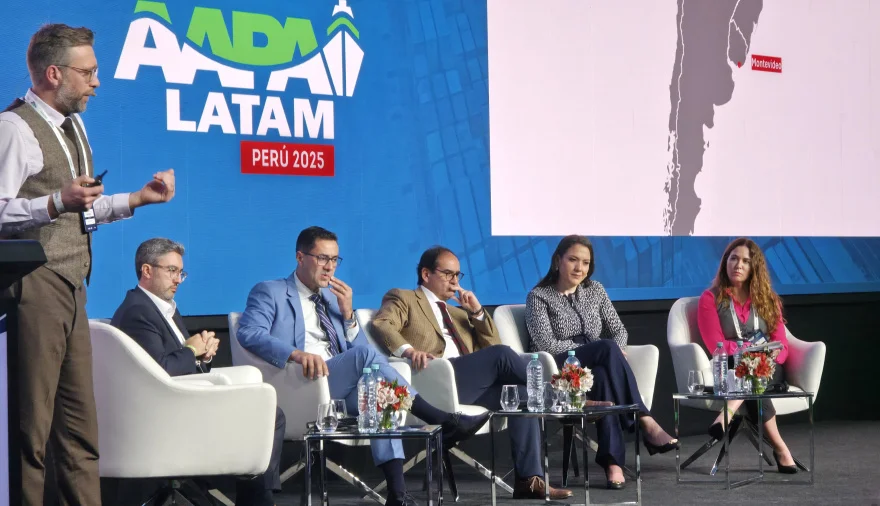 Puerto Quequén al frente del debate: Jimena López modera panel en el Congreso AAPA LATAM 2025