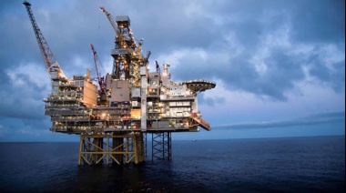 YPF se lanza a la exploración offshore de petróleo en el mar Argentino con la esperanza de replicar el "botín" de Namibia
