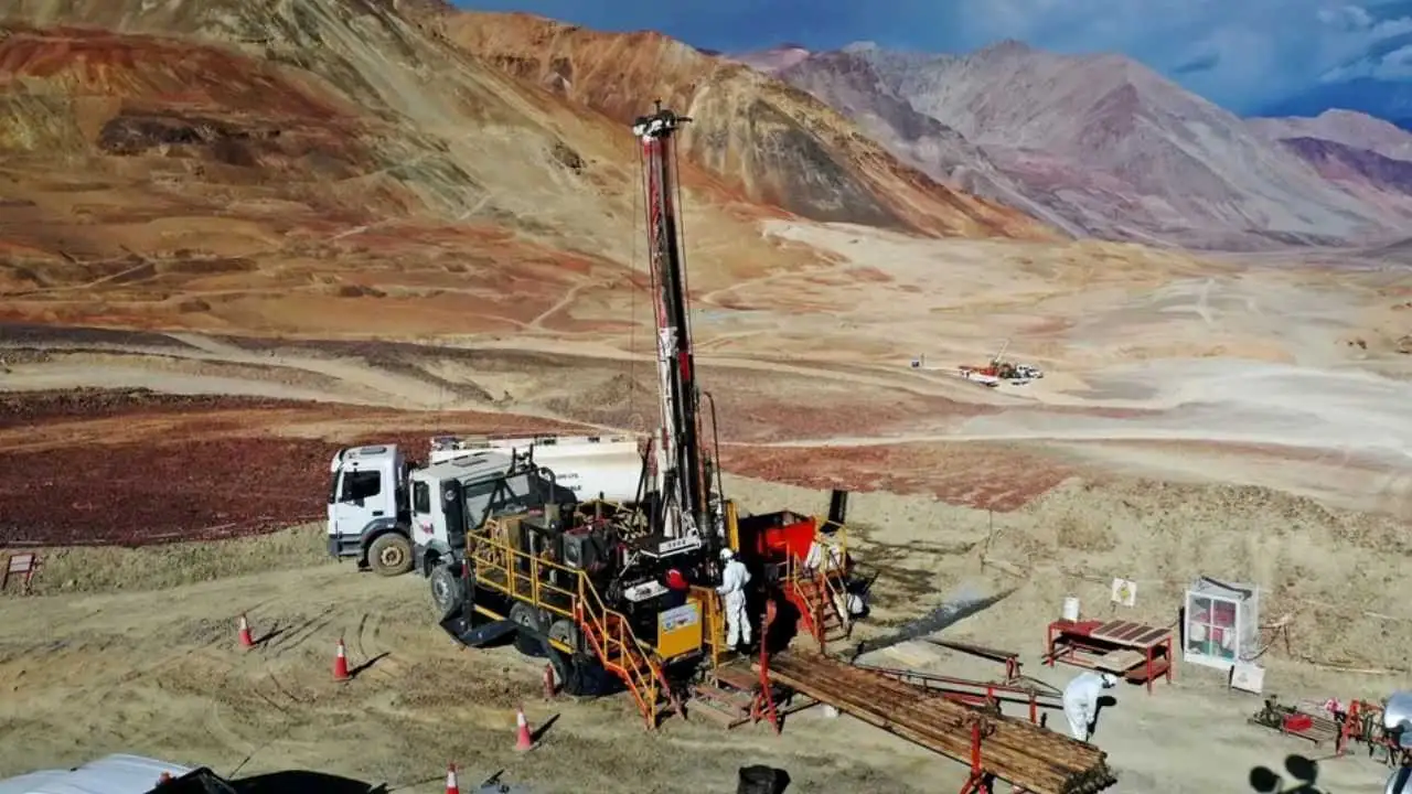 El Gobierno de la Nación fija alícuota cero para las retenciones a las exportaciones mineras a través de un decreto