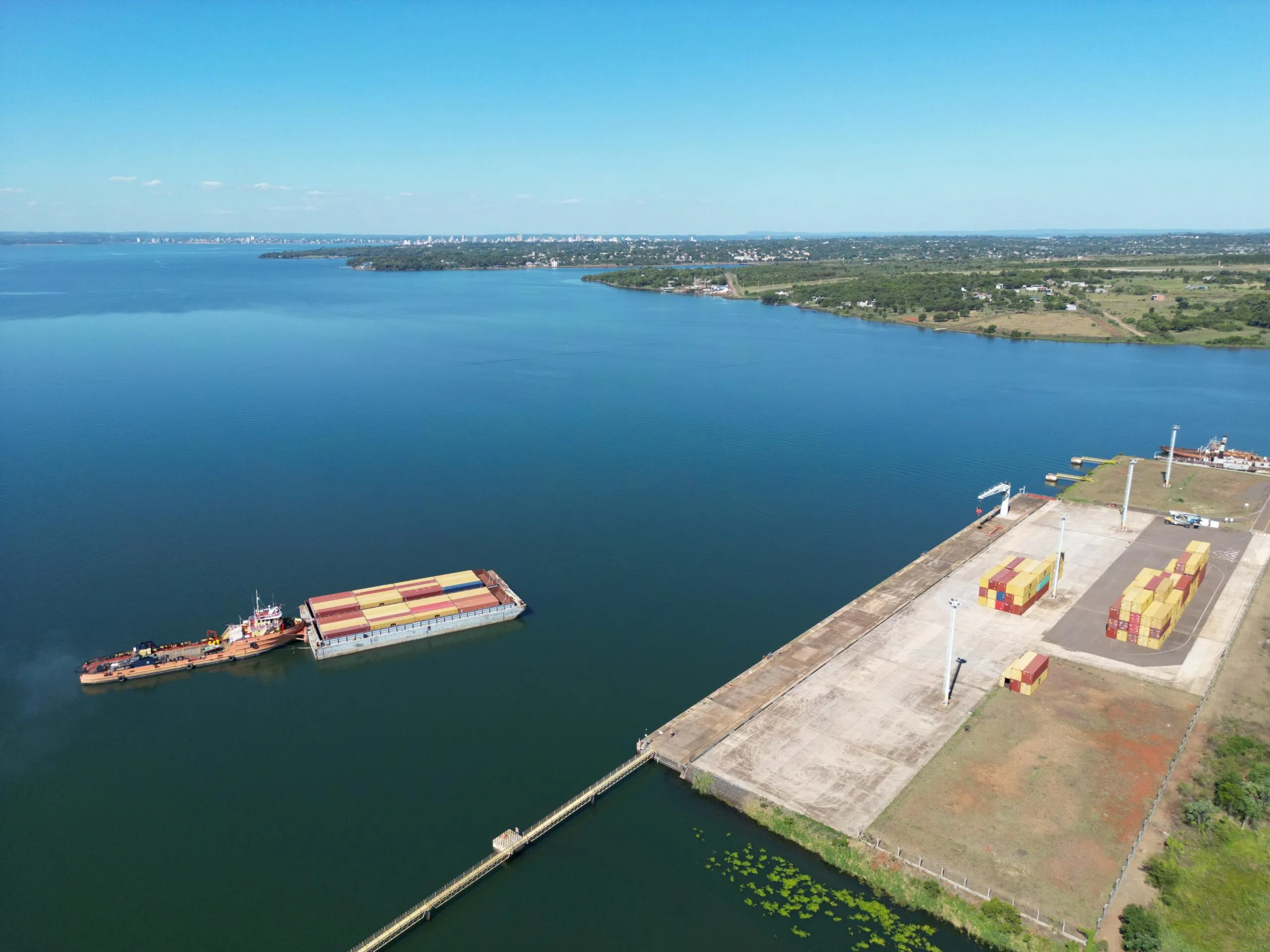El Puerto de Posadas reduce USD250 la tarifa por contenedor, ofreciendo un ahorro de USD800 frente al camión