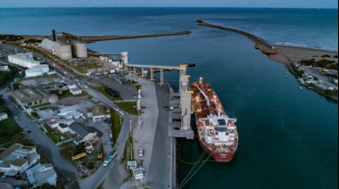 Puerto Quequén: Cierre de agosto con un incremento en volumen de carga, tráfico marítimo y diversificación de destinos