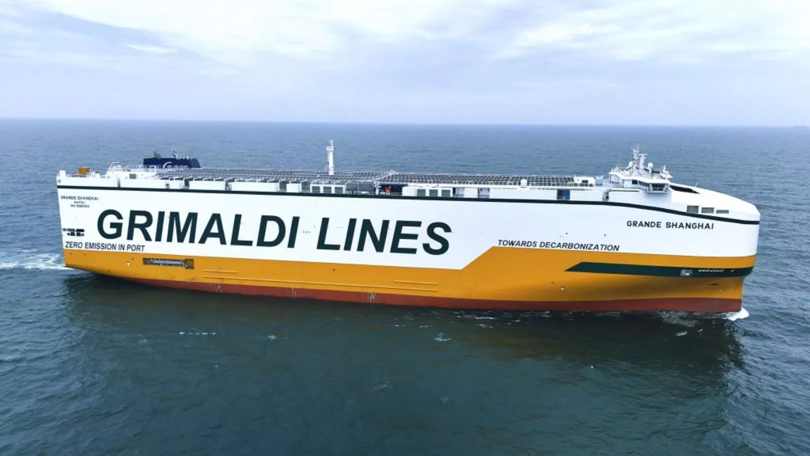 Grupo Grimaldi incorpora a su flota un buque de transporte de vehículos de nueva generación con foco en la sostenibilidad