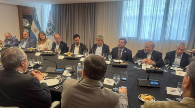 La Bolsa de Cereales y el equipo económico debaten ejes para desburocratizar el agro y combatir la evasión fiscal