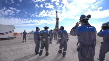 YPF cierra préstamos por USD 1.200 millones para su iniciativa de GNL