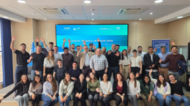 Jóvenes Profesionales de AADIP visitaron el puerto de Bahía Blanca y Rosales