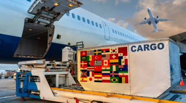 Alerta de IATA: el déficit de aviones cargueros tensará la logística global hasta 2034
