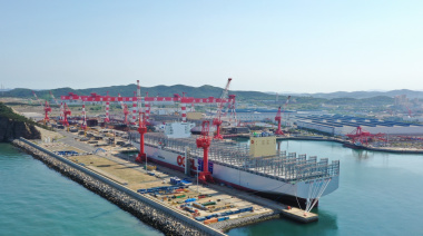 Puerto de Tianjin establece récord logístico con el mayor cargamento de componentes para la expansión de Airbus