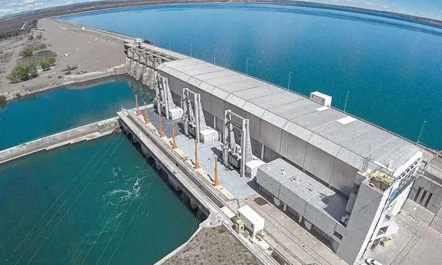 Represas del Comahue: El Gobierno selló las nuevas concesiones por más de USD 700 millones