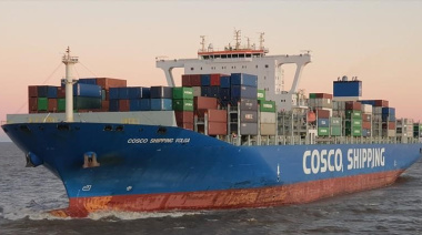 Cosco inició la temporada 2025-2026 de cerezas con el primer arribo del programa Cherry Express en Shanghái