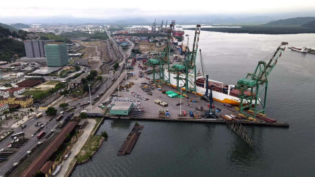 Brasil: el MPor envía la documentación para publicar el aviso de licitación del Tecon Santos 10