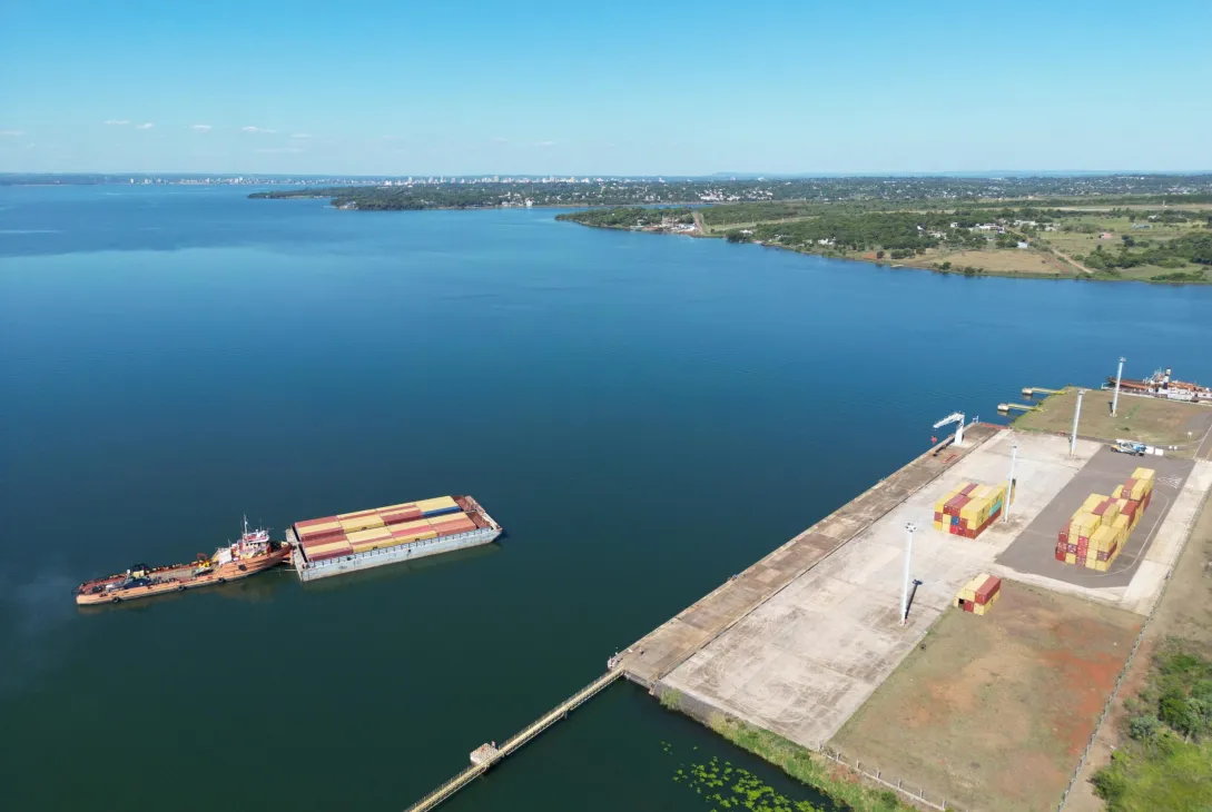 Operativo histórico en Posadas: Maersk se suma la ruta internacional y 240 contenedores zarparán al mundo