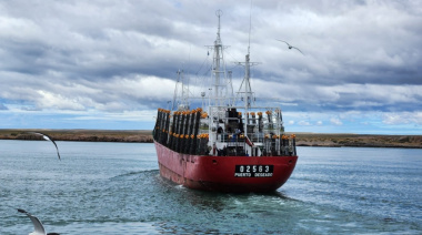 Puerto Deseado se prepara para recibir a los primeros poteros y activar la temporada de calamar