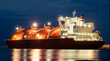 El Ejecutivo extiende la emergencia energética hasta 2027 y redefine el esquema de importación de GNL