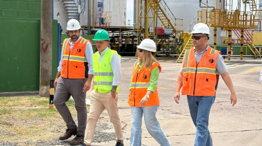 Autoridades del Puerto de Dock Sud recorrieron las instalaciones de Antivari