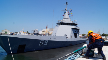 El patrullero oceánico ARA “Storni” inició la operación Mare Nostrum VIII