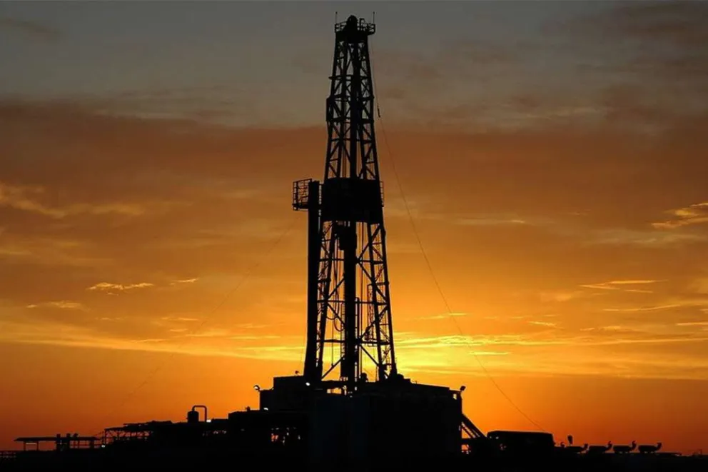 Shell ratificó al gobernador de Neuquén que seguirá operando en Vaca Muerta