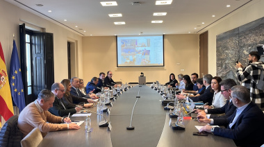 Valenciaport cierra 2025 con récord histórico de 5,66 millones de TEU y crecimiento en ingresos