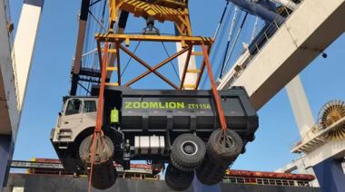 China: Yantai Port marca un récord con cinco buques CAPE-size y 56.000 m³ en un día