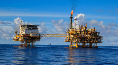 Aranceles en disputa y tensión en Medio Oriente generan ventas masivas y caída del petróleo