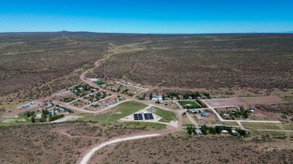 Los Chihuidos tendrá electricidad las 24 horas con la inauguración de un parque solar