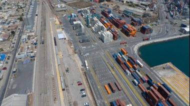 EFE avanza en el terminal ferroportuario de Barrancas y presenta su plan para impulsar el transporte de carga por tren