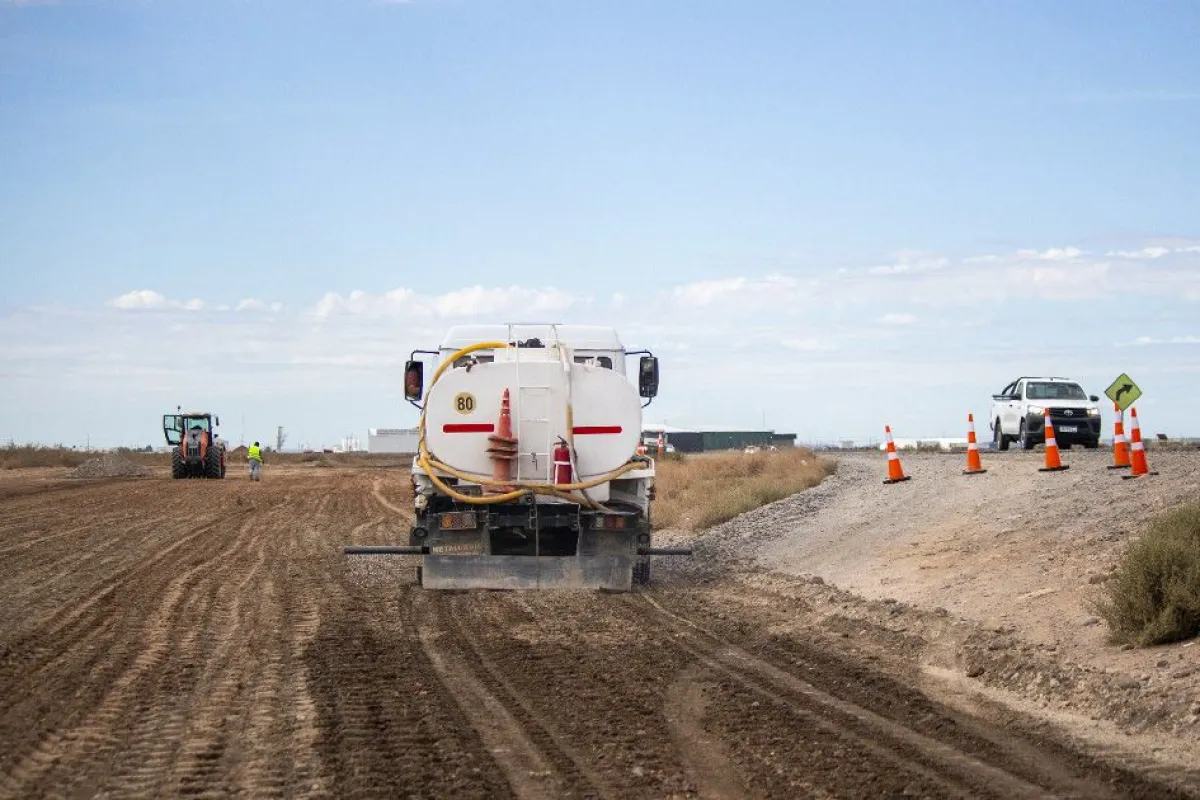 Neuquén inició la duplicación de la Ruta 67 para fortalecer la logística hacia Vaca Muerta