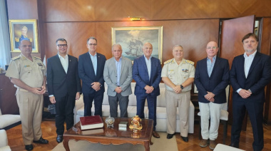 Prefectura Naval Argentina recibió a autoridades de la asociación internacional de prácticos