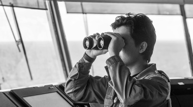 La OMI condena ataques a buques y propone un corredor marítimo seguro en el Golfo