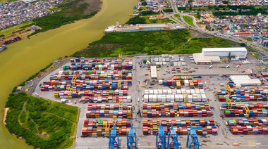El Puerto de Itajaí creció 59% en febrero y superó las 452 mil toneladas