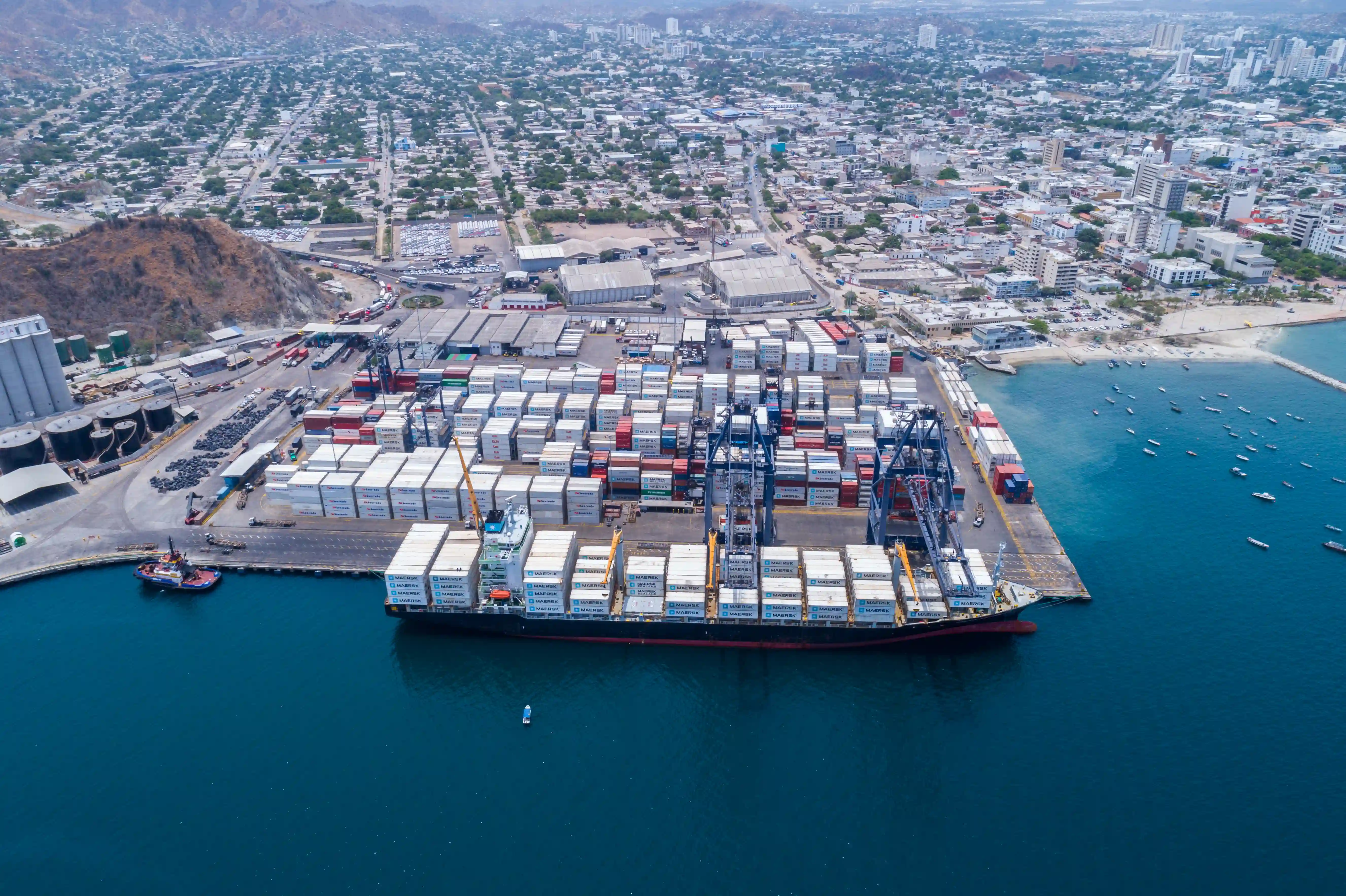 Terminal de Santa Marta restringe temporalmente el ingreso de contenedores de exportación