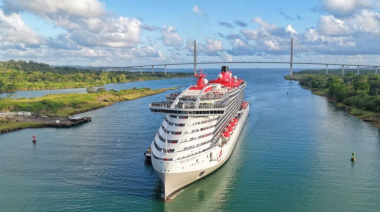 Tránsito inaugural de Virgin Voyages por el Canal de Panamá