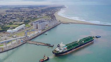 Cuatro buques operan simultáneamente en Puerto Quequén con destinos a Vietnam y España