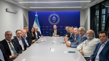 Avanza el proceso de licitacion de la Hidrovía. Se evaluaron las ofertas de la etapa 1.