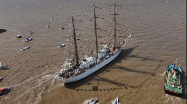 La fragata ARA "Libertad" zarpó hacia su travesía número 54 y recorrerá casi 16.000 millas náuticas en cinco meses