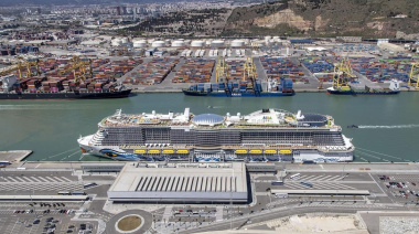 Barcelona avanza hacia un modelo de cruceros sostenible con OPS y reorganización de terminales
