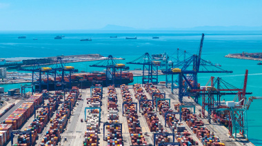 APM Terminals renueva su concesión en Valencia hasta 2049 con OPS y adaptación para megabuques