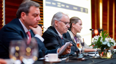 Accionistas de CSAV aprueban dividendos por US$ 387 millones y EUR 83,2 millones