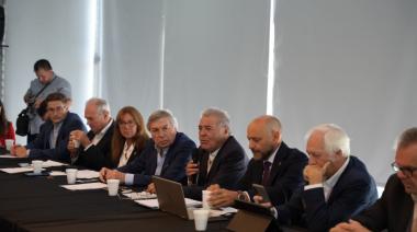 Córdoba, Santa Fe y Entre Ríos debatieron retenciones, biocombustibles e infraestructura en una nueva reunión del gabinete productivo regional