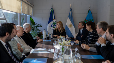 Dock Sud avanzó con Avellaneda y CAF en una agenda estratégica de Ciudad Puerto