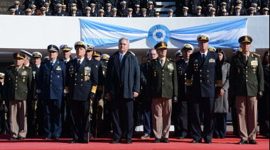 La Armada Argentina conmemoró 212 años del Combate Naval de Montevideo en Puerto Belgrano
