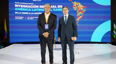 Figueroa presentó el modelo neuquino ante CAF en Cartagena con foco en Vaca Muerta y el Paso Pichachén