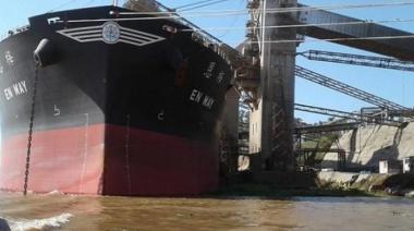 San Lorenzo dominó el 81% de los embarques de aceites vegetales en marzo: se exportaron 712.153 toneladas en total
